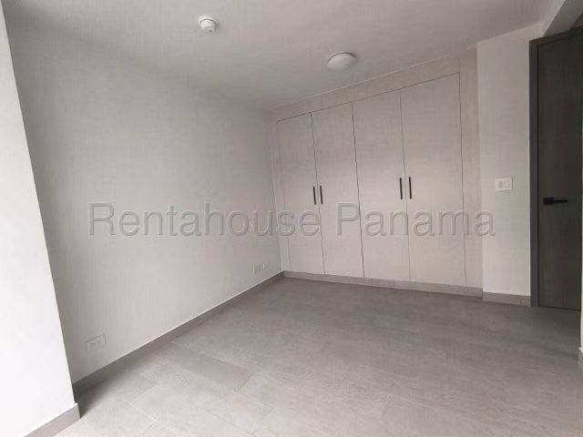 Alquiler de moderno apartamento e Altos de Panamá