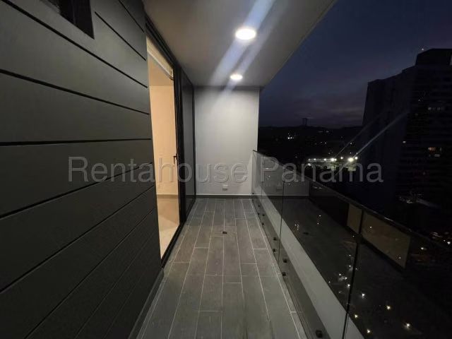 Alquiler de moderno apartamento e Altos de Panamá