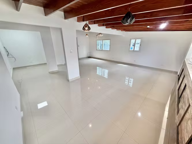 Alquila Oficina En Casa Comercial Cerca A Multi Plaza