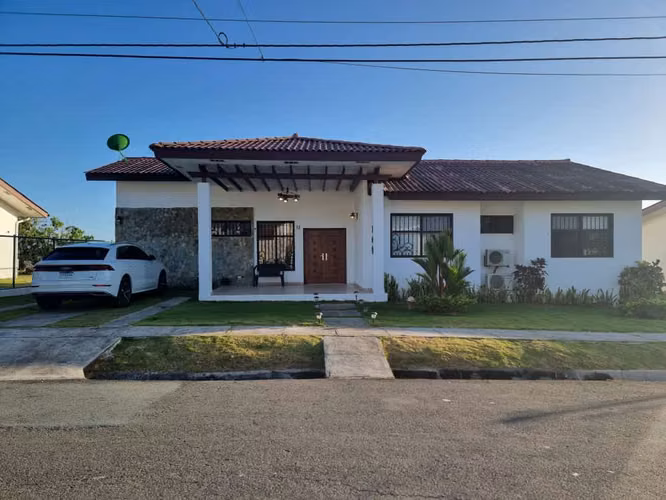 Venta de casa en San Carlos 3 Recamaras - Imagen 2