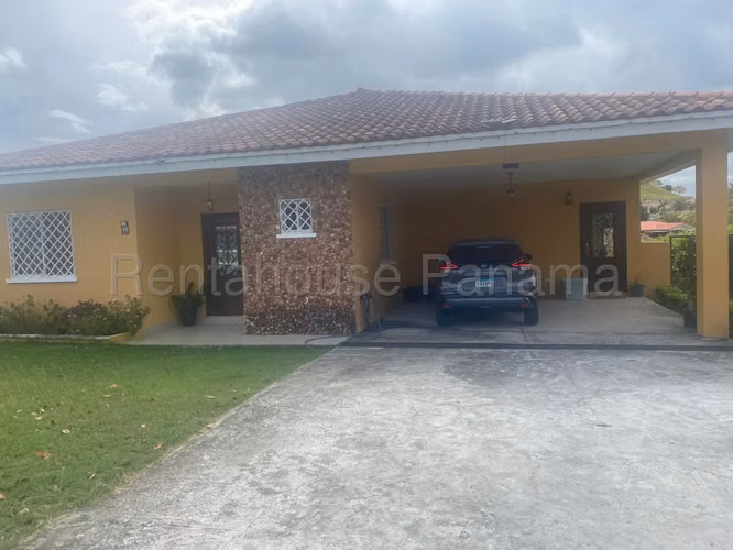 Alquilo Casa en Chame Cabecera KA27-1321