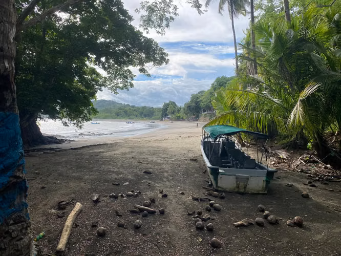 Propiedad de 3,919.5 m² en Venta en Santa Catalina, Veraguas – A Pasos de la Playa