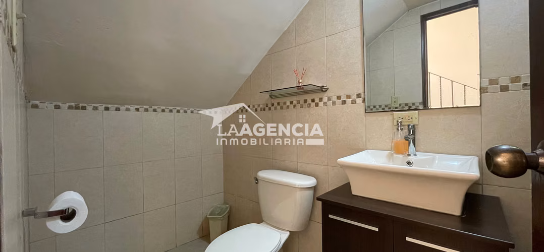 Ancón, Venta de Casa de tres niveles con terraza - Imagen 16