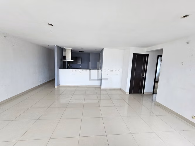 Vendo Apartamento en Macedonia Tower - El Ingenio. Haga una oferta - Imagen 6