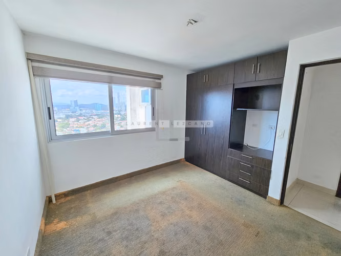 Vendo Apartamento en Macedonia Tower - El Ingenio. Haga una oferta - Imagen 15