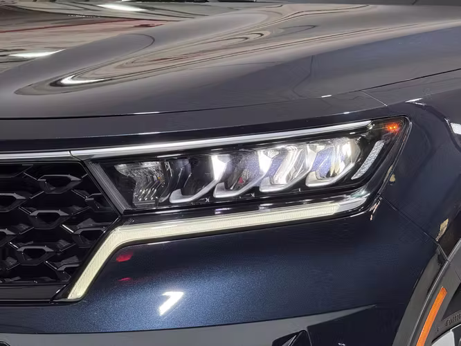 KIA SORENTO HÍBRIDA 2024 - Imagen 3