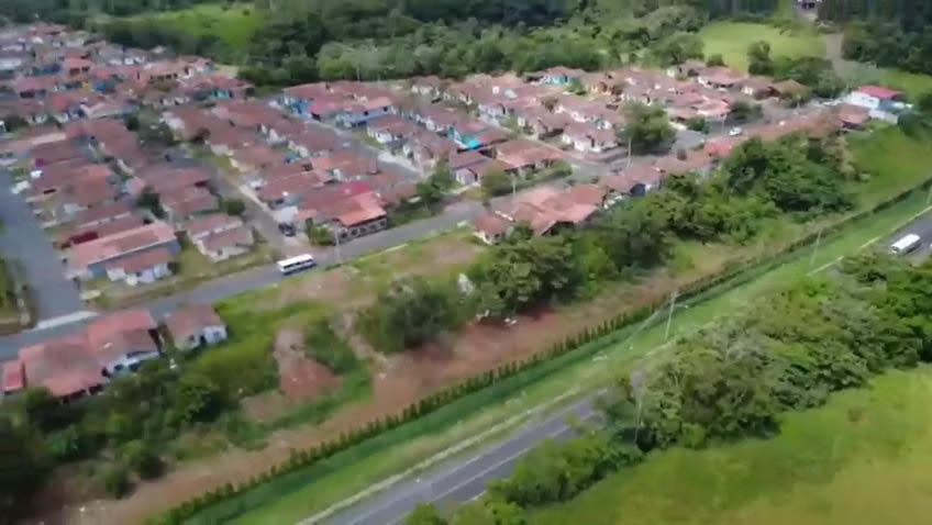 SE VENDE TERRENO  ESTRATÉGICO VÍA LA MENDOZA  LA CHORRERA