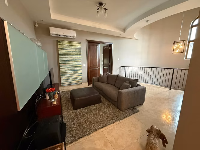 Venta de Casa en Fairway Estates, Santa María - Imagen 9