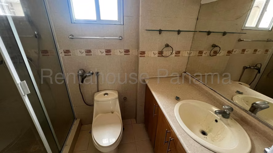 VENTA Apartamento de 129m2 en El Carmen AMD - Imagen 11