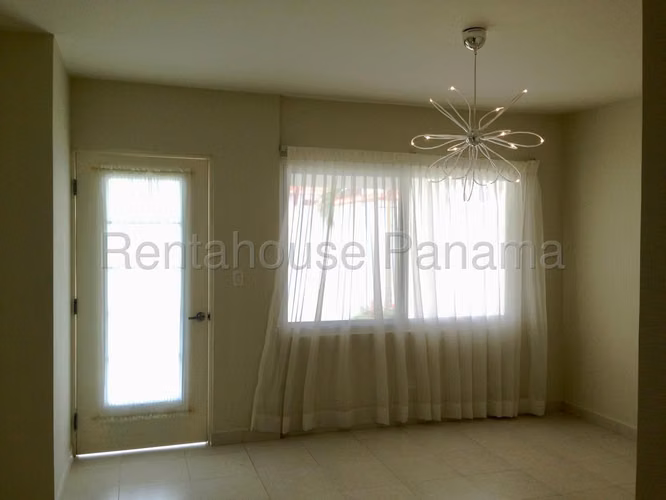 ALQUILER DE CASA EN QUINTAS DE VERSALLES VERSALLES HQ - Imagen 5