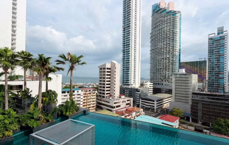 Apartamento en Bella Vista I con balcón y vista espectacular - Imagen 2