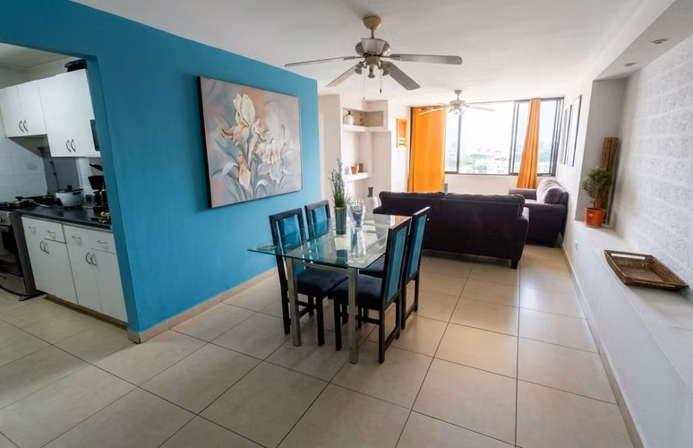 Apartamento en El Carmen I con amplios espacio y ubicación premium - Imagen 4