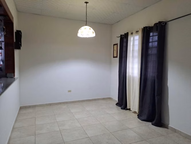 ALQUILO CASA PRADOS DE LA RIVIERA
