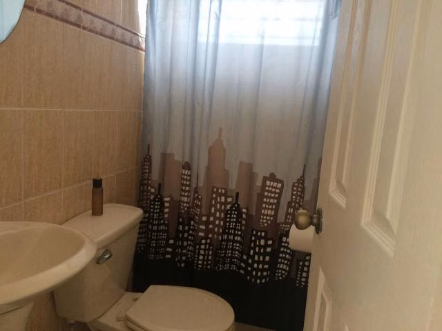 Casa Duplex Comercial en San Francisco | Excelente Ubicación y Amplios Espacios