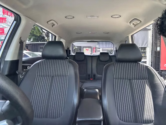 ¡KIA CARENS – 7 PASAJEROS + FINANCIABLE! ESPACIO, CONFORT Y ECONOMÍA¡UNICO DUEÑO