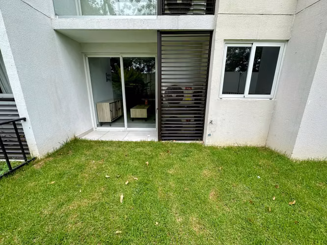 ALQUILER DE APARTAMENTO AMOBLADO CERCA A COSTA DEL ESTE CON PATIO - Imagen 8