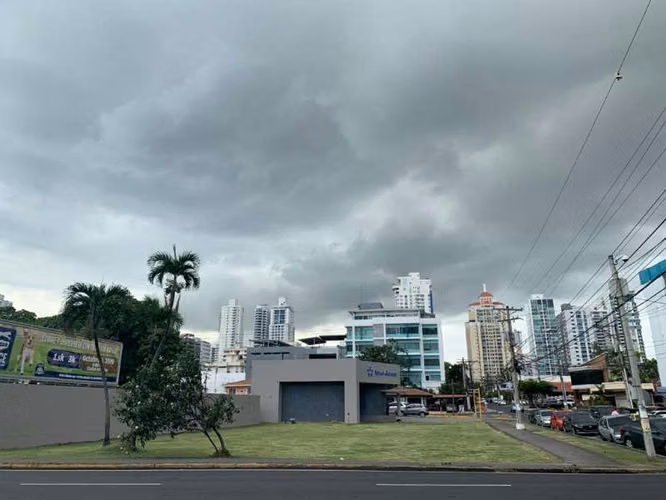 Venta Terreno en San Francisco - Vía Porras cerca a Calle 50. Zonificación MAB - Imagen 4