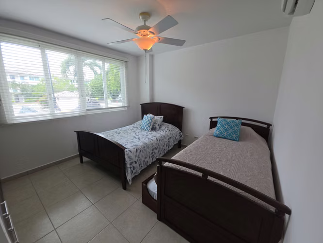 ALQUILO APARTAMENTO. BIJAO. RODMAN. PLANTA BAJA. PLAYA. GOLF. PADEL. - Imagen 8