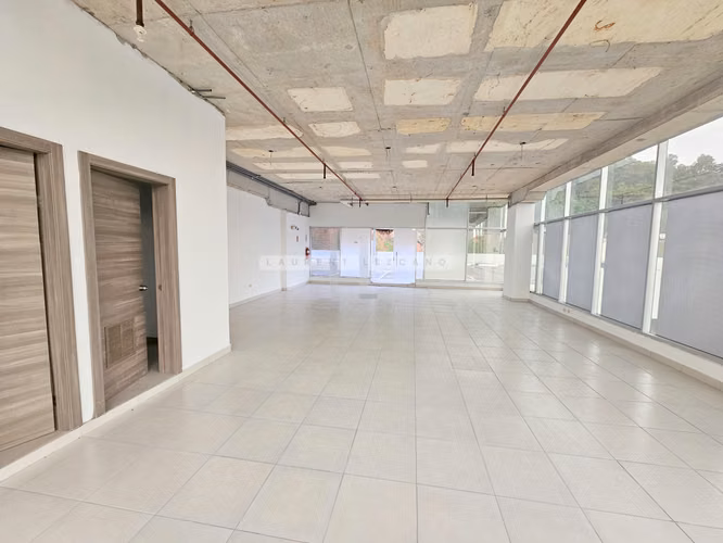 Venta de Local Comercial de Esquina en Terrazas de Albrook - Precio Negociable - Imagen 2