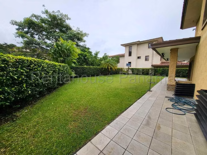 Casa en alquiler en Embassy Club 26MVCH8991