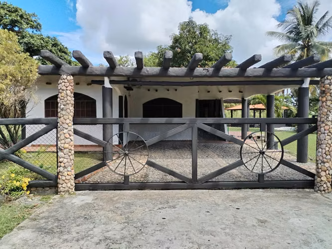 VENDO CASA DE PLAYA VIA PRINCIPAL HACIA PUNTA CHAME 800M2 DE LA VIA INTERAMERICANA - Imagen 17