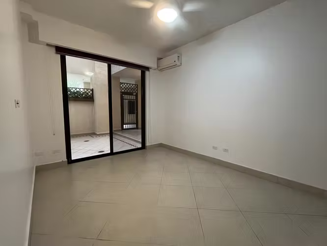 ALQUILER DE APARTAMENTO EN EMBASSY CLUB, CLAYTON - Imagen 12