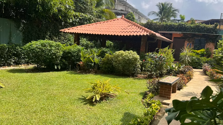 ALQUILER DE PROPIEDAD COMERCIAL EN EL CARMEN