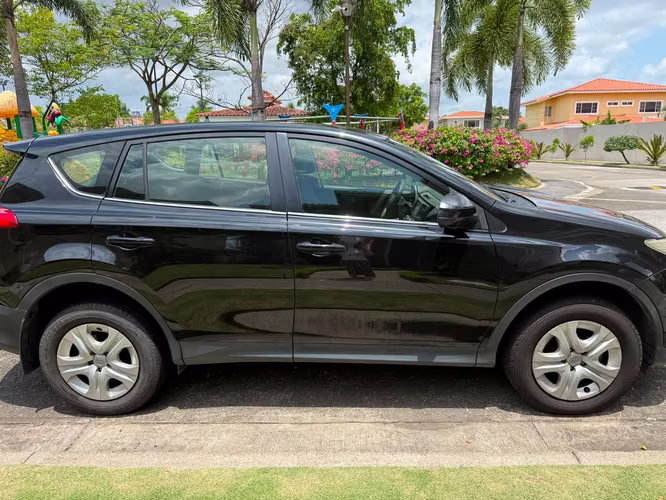 Toyota RAV4 Del 2014 BUEN ESTADO - Imagen 9