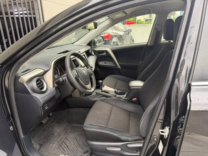 Toyota RAV4 Del 2014 BUEN ESTADO - Imagen 4
