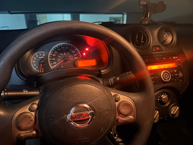 Nissan Versa 2012 - Imagen 5