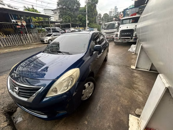 Nissan Versa 2012 - Imagen 7