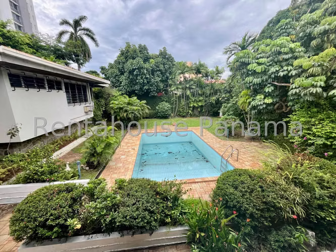 VENDO Casa con Piscina  en el Carmen 1003m2 - Imagen 11