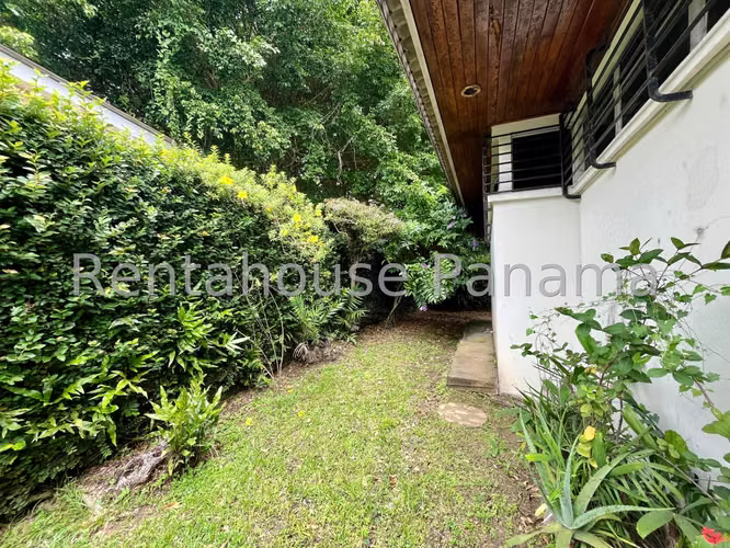 VENDO Casa con Piscina  en el Carmen 1003m2 - Imagen 13