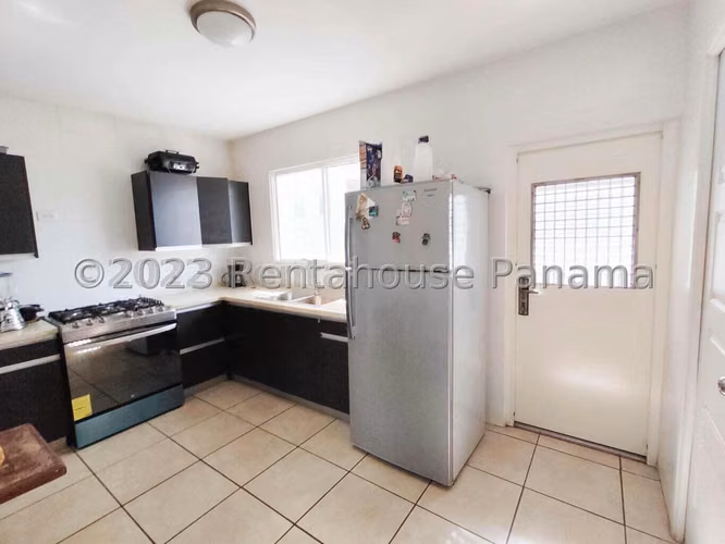 Venta de Casa en Brisas Del Golf Alpes KC - Imagen 3