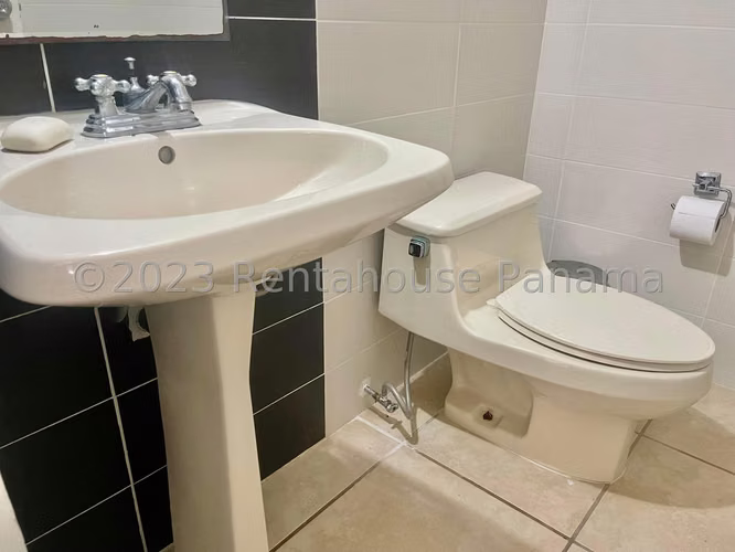 Venta de Casa en Brisas Del Golf Alpes KC - Imagen 11