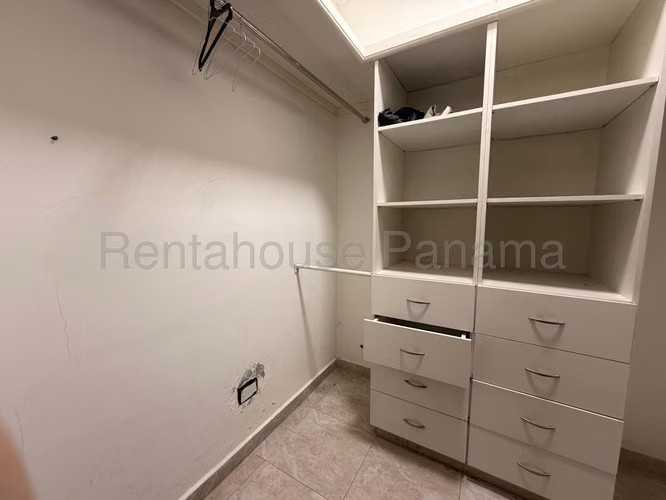 Alquiler de Casa en Costa del Este, Palmeras del Este (Solo Cliente Directo) - Imagen 17