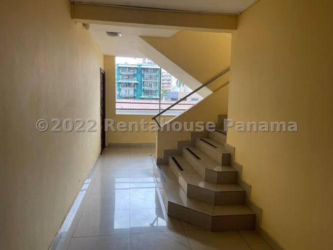 Venta de Edificio en Via España Imperia