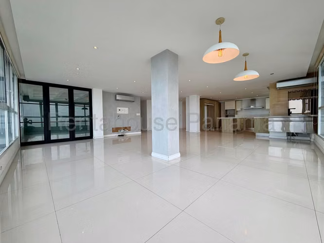 Apartamento en Venta en Coco del Mar. PH SOBRE LAS ROCAS. 27LDC1446 - Imagen 3