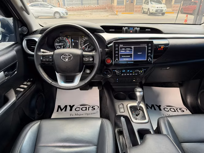TOYOTA HILUX 2022 AUTOMATICO FULL EXTRAS - Imagen 12