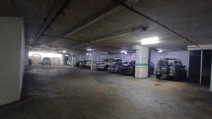 Oficina Comercial en Aqluiler en Punta Paitilla JG