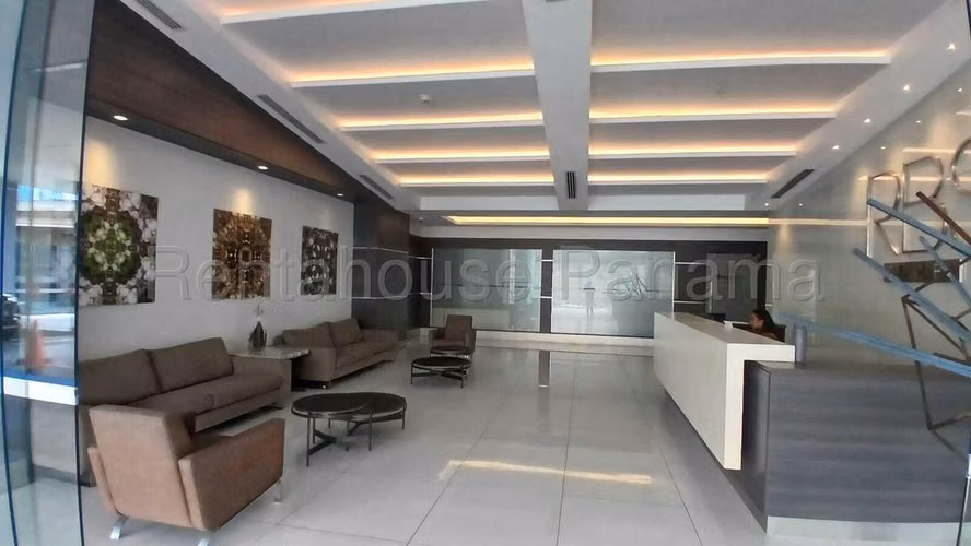 Oficina Comercial en Aqluiler en Punta Paitilla JG