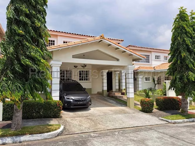 Casa en venta en Brisas Village 27MVCH1465