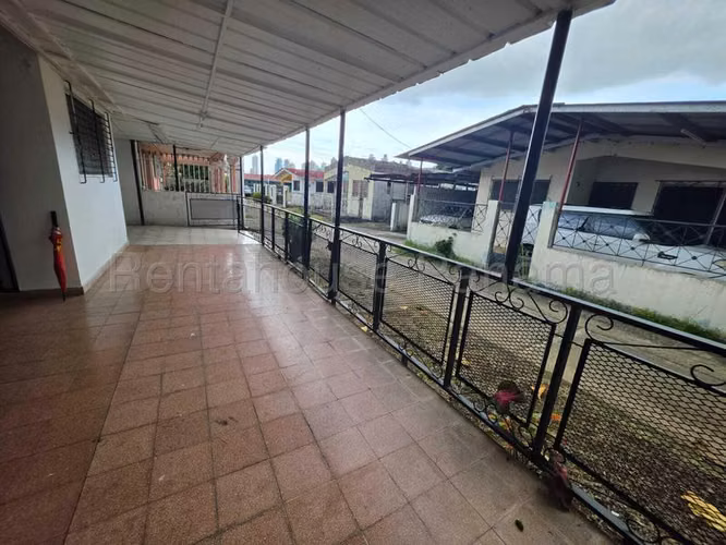 Casa en Venta en Parque Lefevre JG - Imagen 19