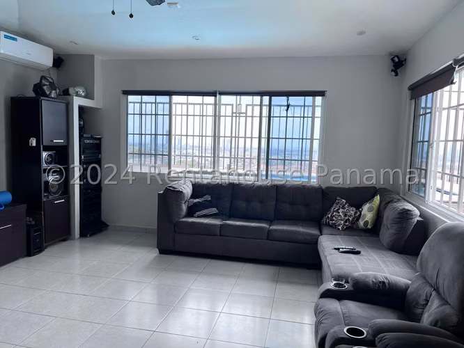 Venta de Casa en Villa Lucre Altos de San Rafael ANL