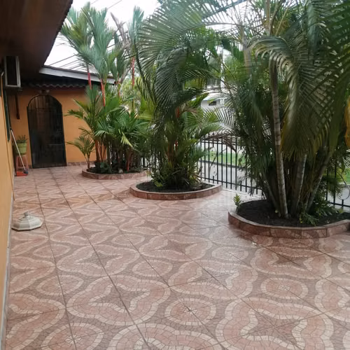 VENTA DE CASA EN VILLA LUCRE - Imagen 4