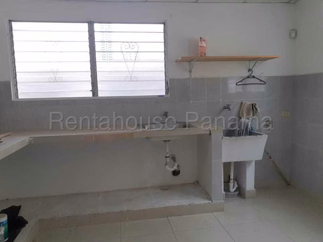 VENDO. Casa COMERCIAL en San Francisco. 312m2 - Imagen 17