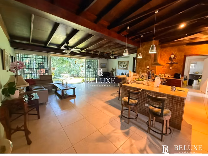 ALQUILER DE CASA EN LLANOS DE CURUNDÚ (6)