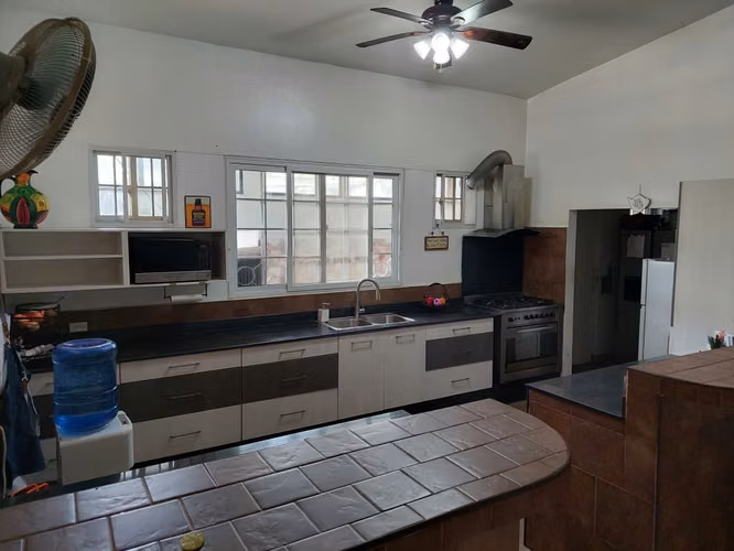 Venta y Alquiler de Exclusiva Casa en Coco del Mar – $650,000 / $4,000 - Imagen 2
