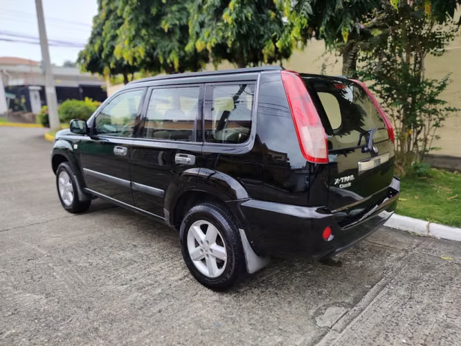 NISSAN XTRAIL 2012 AUTOMÁTICA NEGOCIABLE - Imagen 19