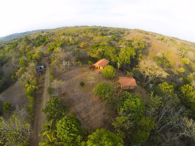 Se Vende Eco-Lodge Frente al Mar en Playa La Coquita, Santa Catalina, Veraguas - Imagen 6
